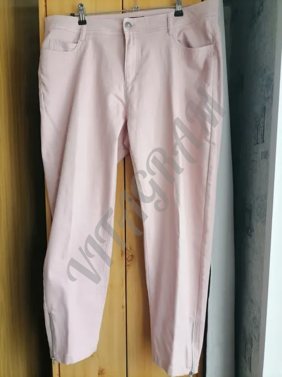 Джинсы, брюки Laura Torelli, 50-52