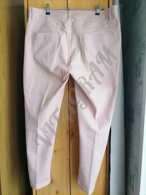 Джинсы, брюки Laura Torelli, 50-52