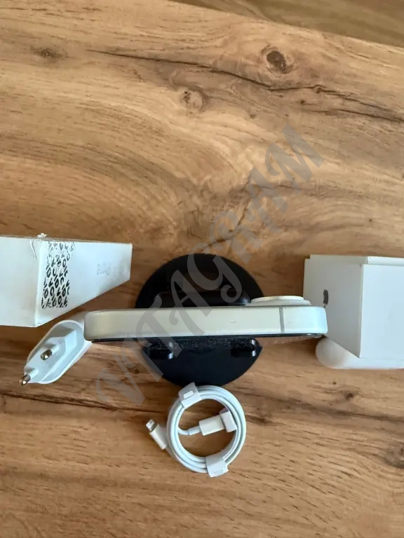 Телефон iPhone 16 128
