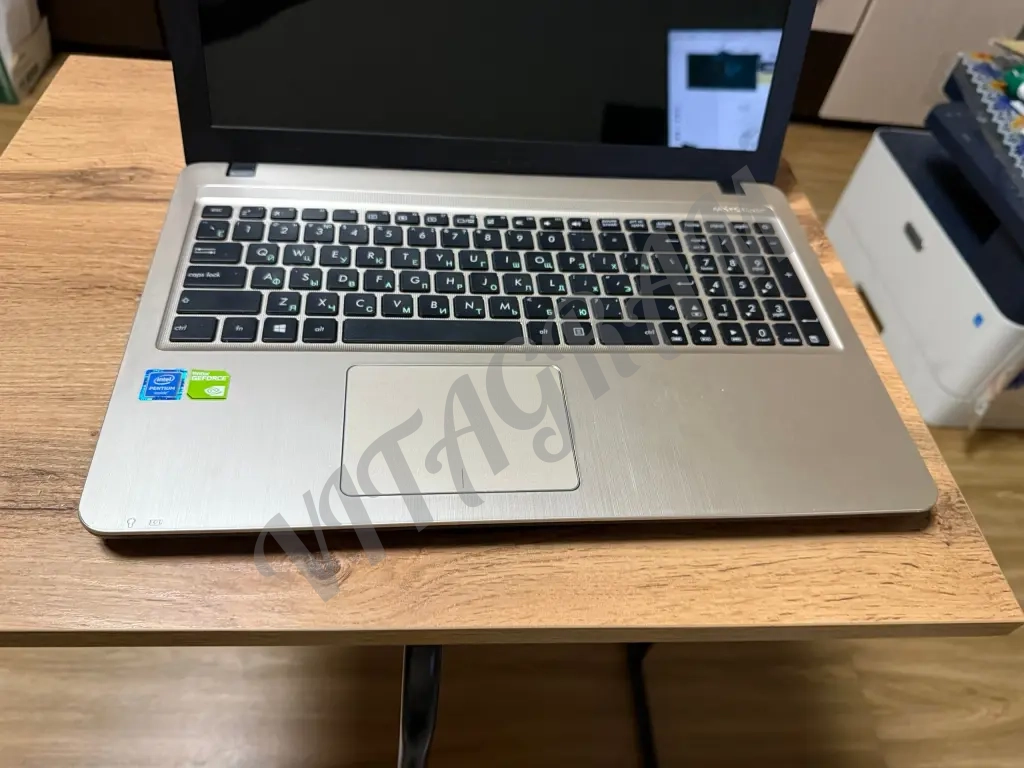 Ноутбук ASUS рабочий