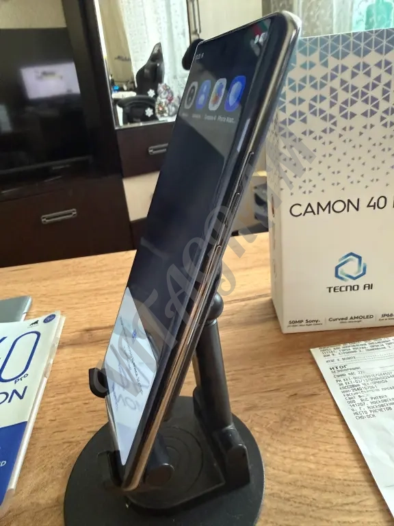 Tecno camon 40 pro 8/256