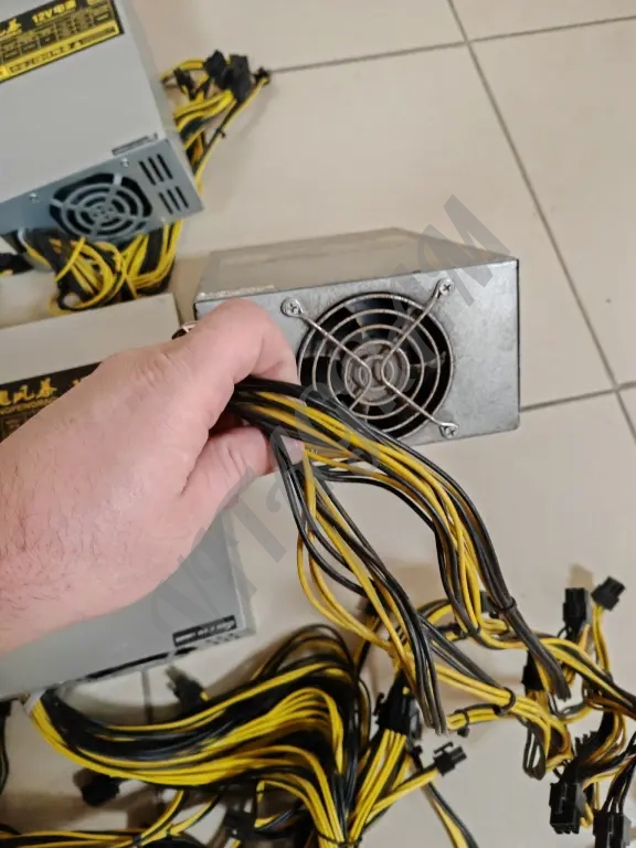 Блок питания LX1800W 80 plus