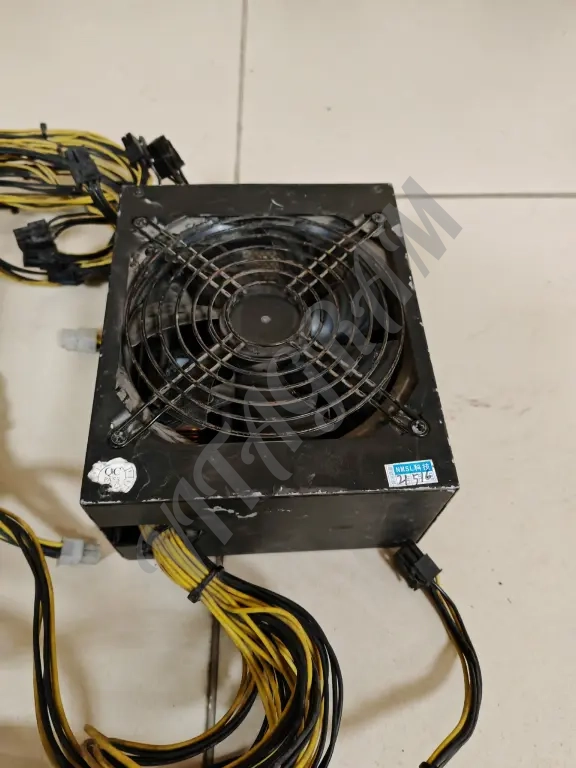 Блок питания ZQ 1600W и другой для майнинг фермы