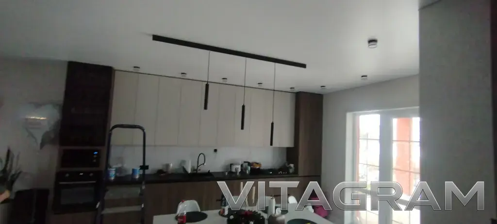 Натяжные потолки