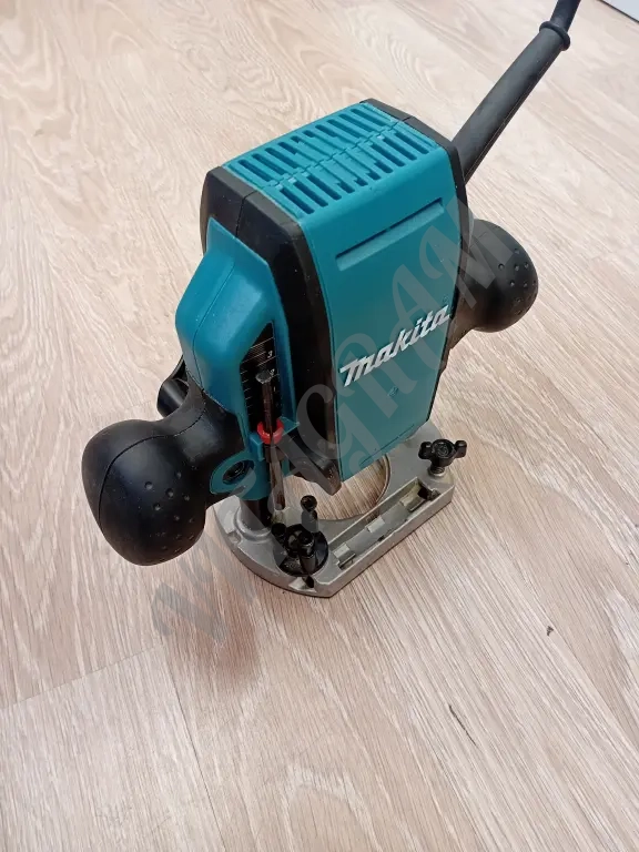 электро фрезер makita