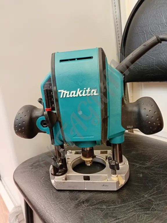 электро фрезер makita