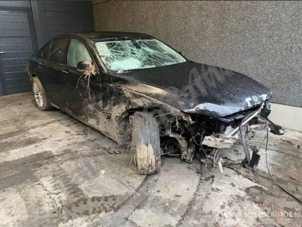 БМВ Ф01/02/03/04 в разбор