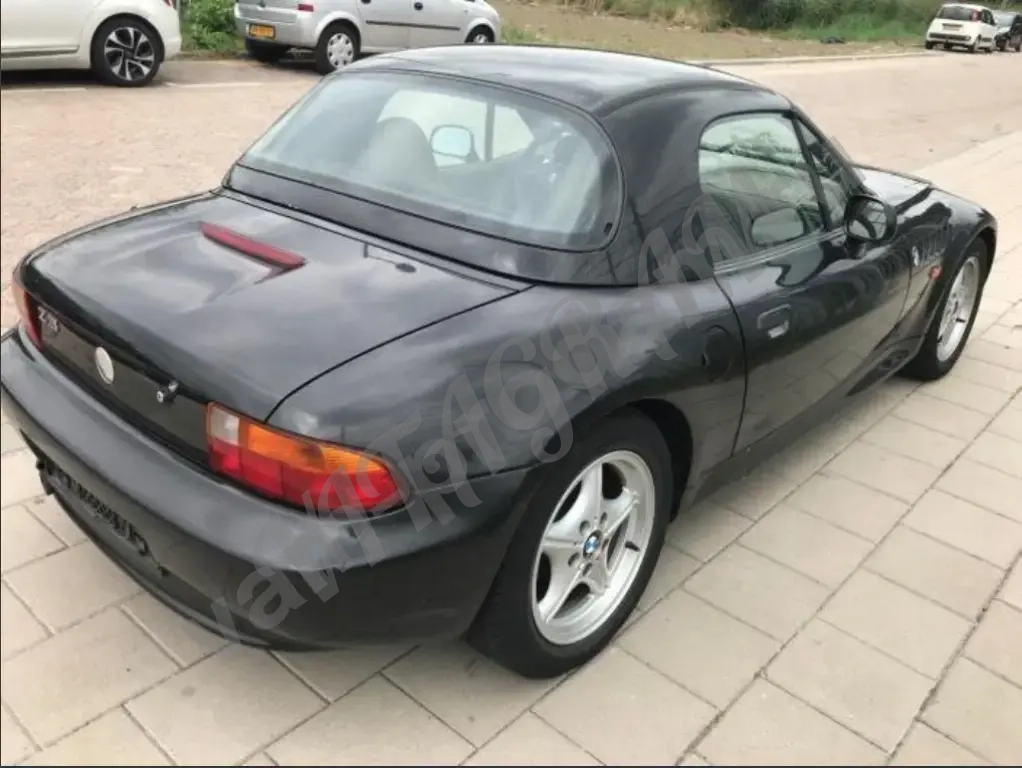 БМВ Зед 3 Е36 в разбор