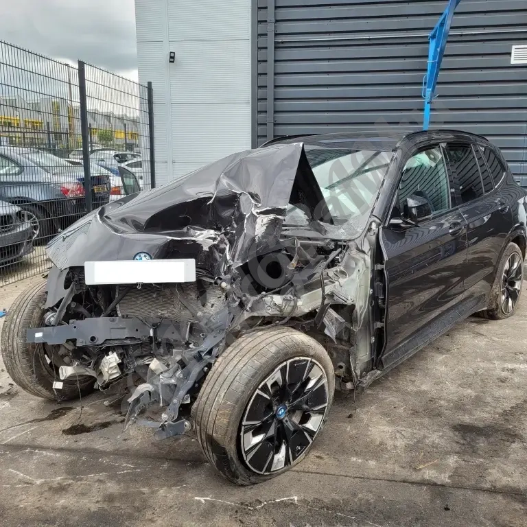 БМВ Г08 в разбор