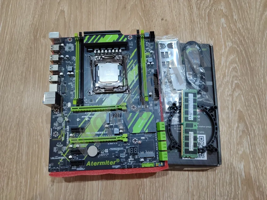 Koмплeкт мaтepинкa, Xеоn 2695 v4 18/36, 16Гб