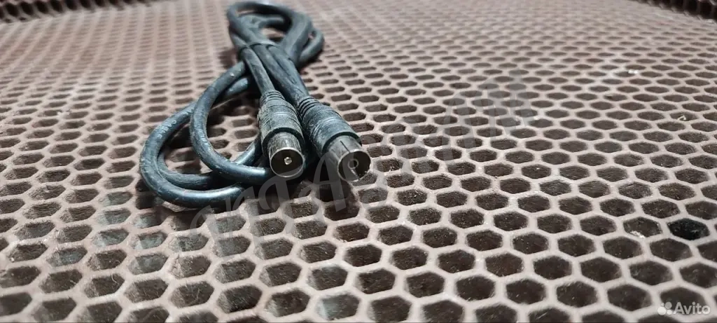 Кабель антенный