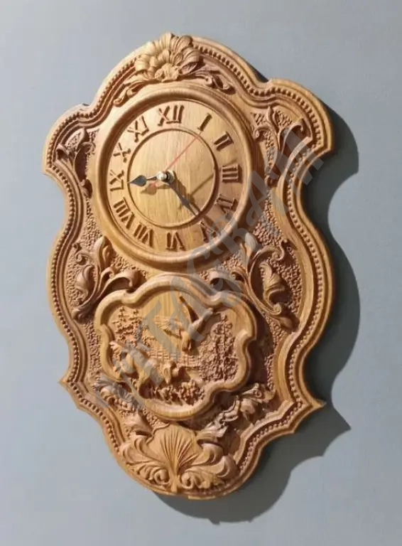 Часы из дуба Охота.