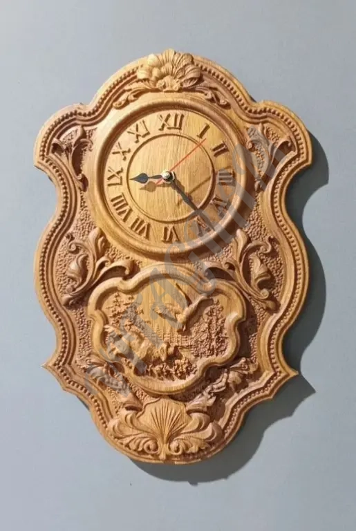 Часы из дуба Охота.