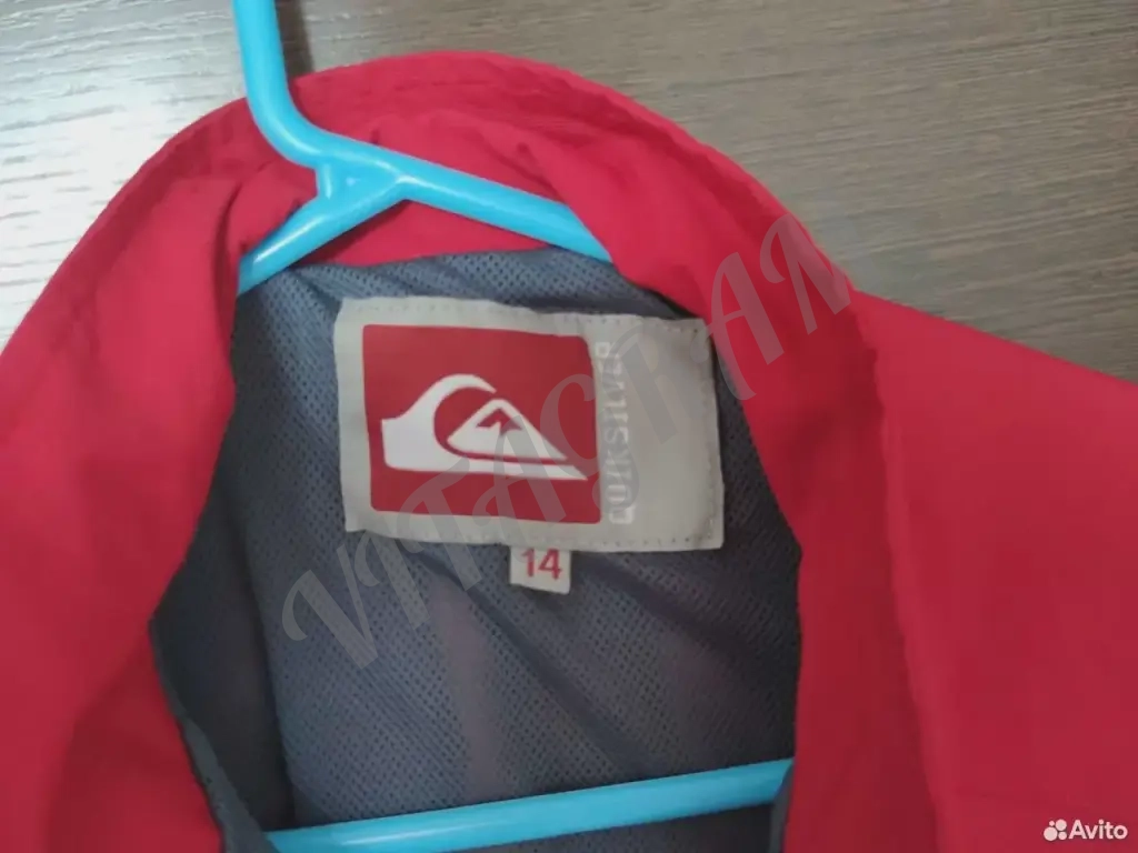 Ветровка женская Quicksilver