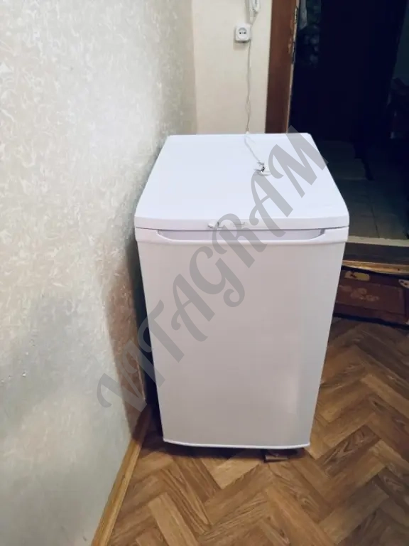 Холодильник маленький