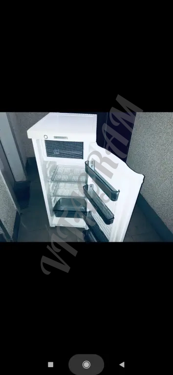 Холодильник узкий компактный