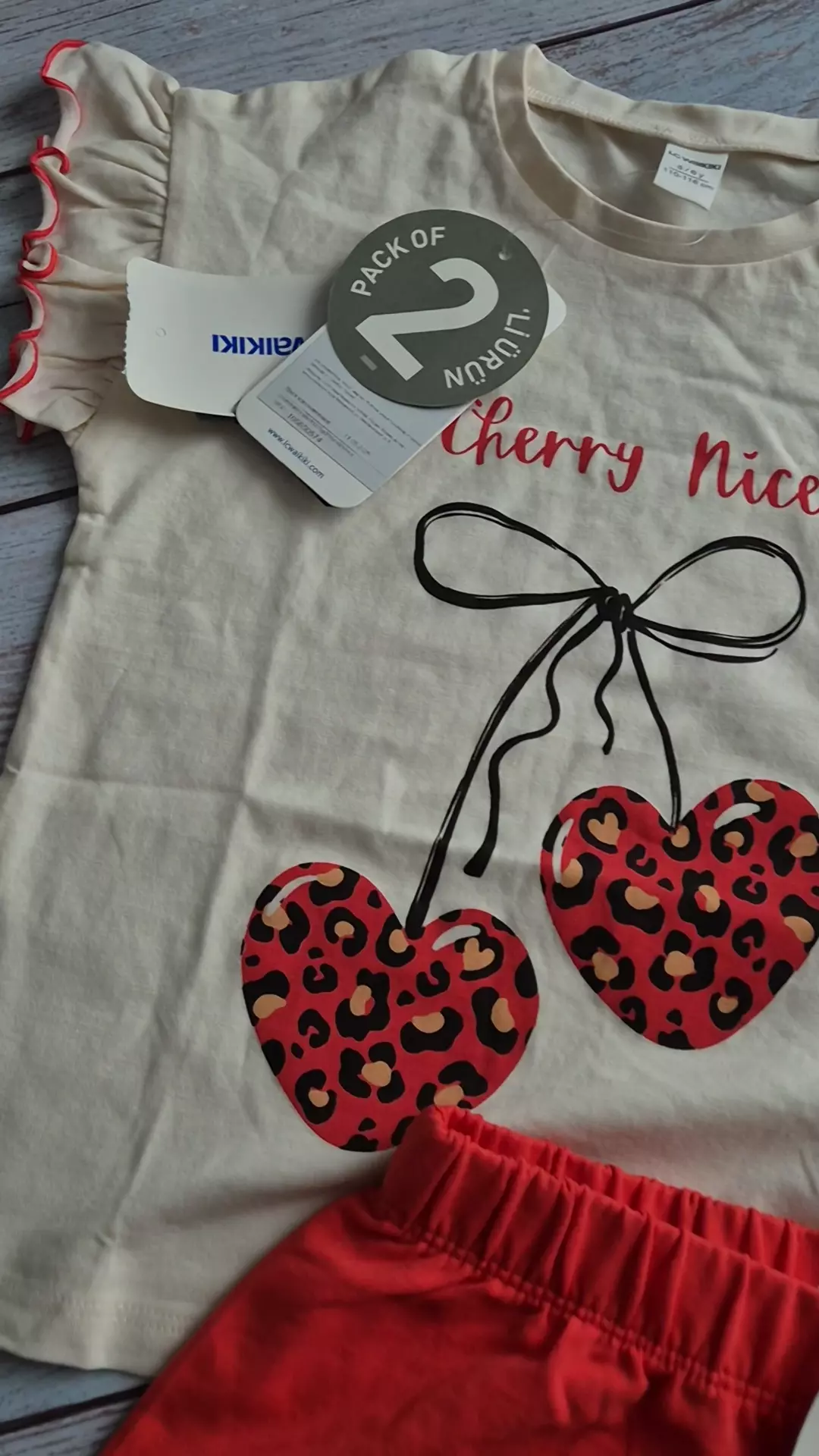 Летний костюм Lc Waikiki для девочки 110/116см.