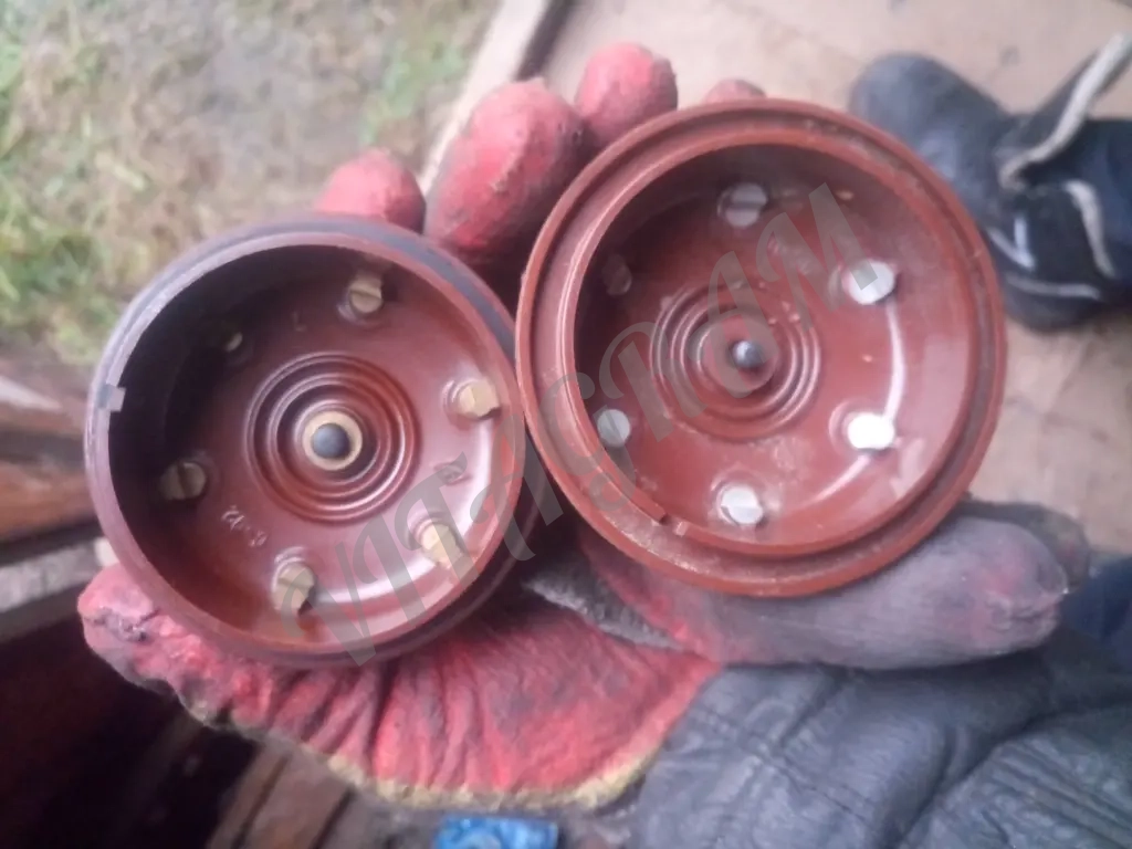 крышка трамблёра Газ 51, Газ 52, Газ 63, ЗИЛ 164, ЗИЛ 157