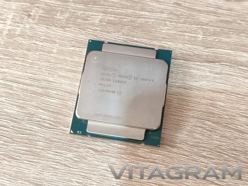 Процессор Intel Xeon 2667v3 8/16