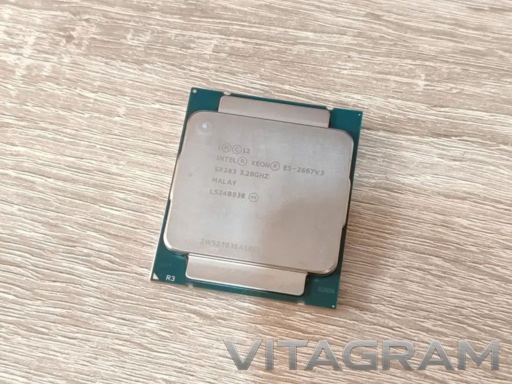 Процессор Intel Xeon 2667v3 8/16