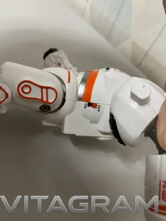 Робот и динозавр музыкальные, ходячие