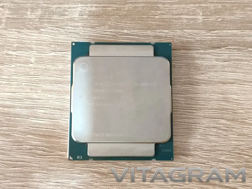 Процессор Intel Xeon 2667v3 8/16