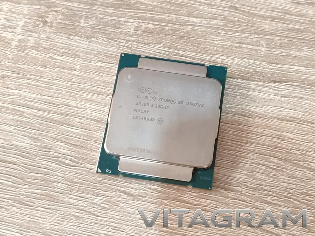 Процессор Intel Xeon 2667v3 8/16