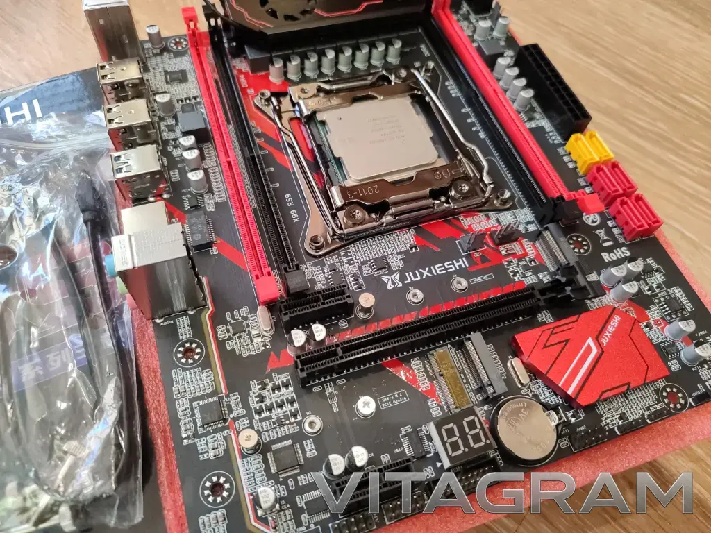 Koмплeкт мaтepинкa, Xеоn 2666 v3 10/20 2,9ГГц, 16Гб