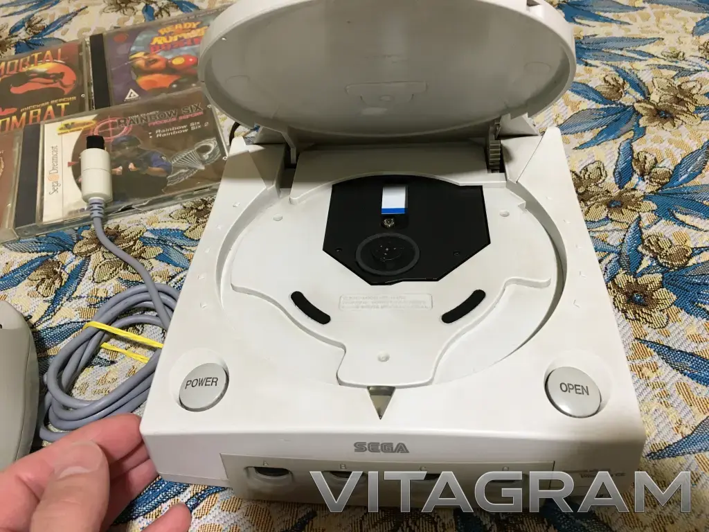 Sega dreamcast приставка адаптеры и устройства