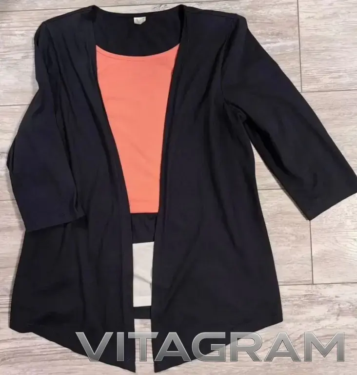 Кардиган женский с имитацией футболки 46