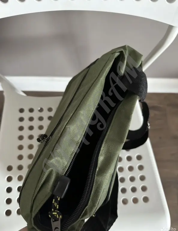 Сумка мужская через плечо зеленая новая
