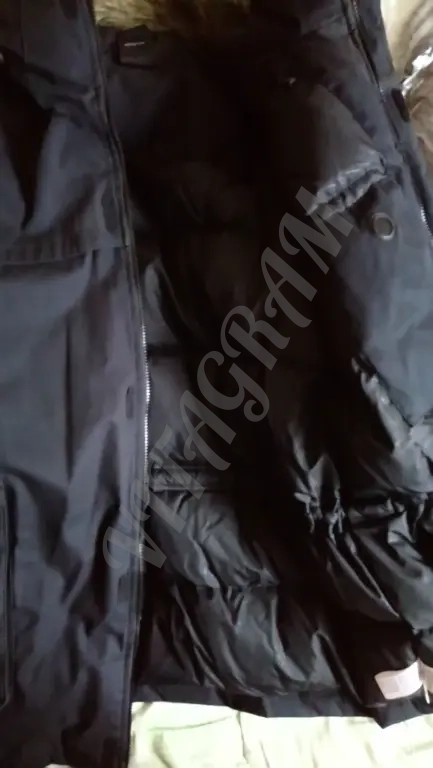 Adidas. Пуховик зимний в хорошем состоянии