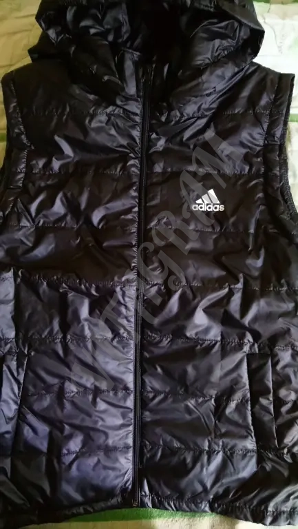 Adidas, Puma. Жилеты с отстёгивающимся капюшоном