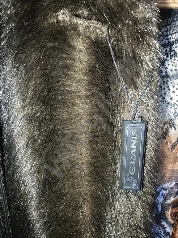 Шуба зимняя женская 52-54