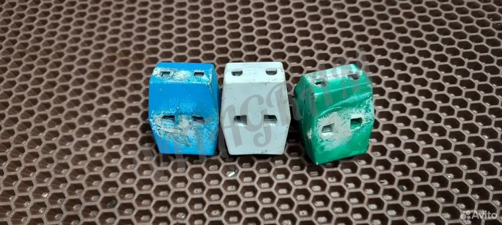 Тройник 10а 250в