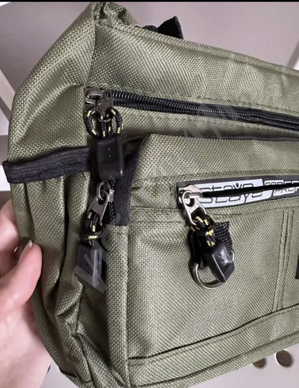 Сумка мужская через плечо зеленая новая