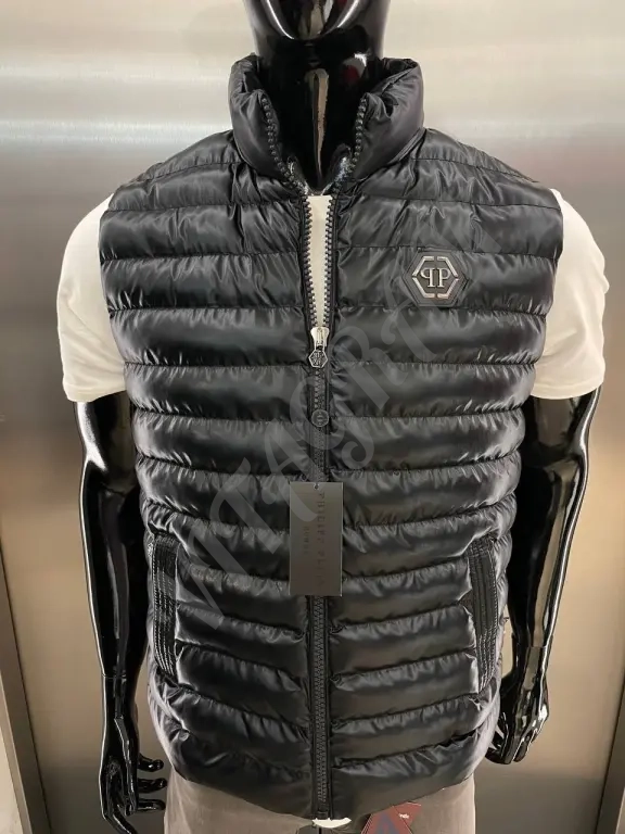 Philip Plein, Dolce & Gabbana, Burberry. Жилеты