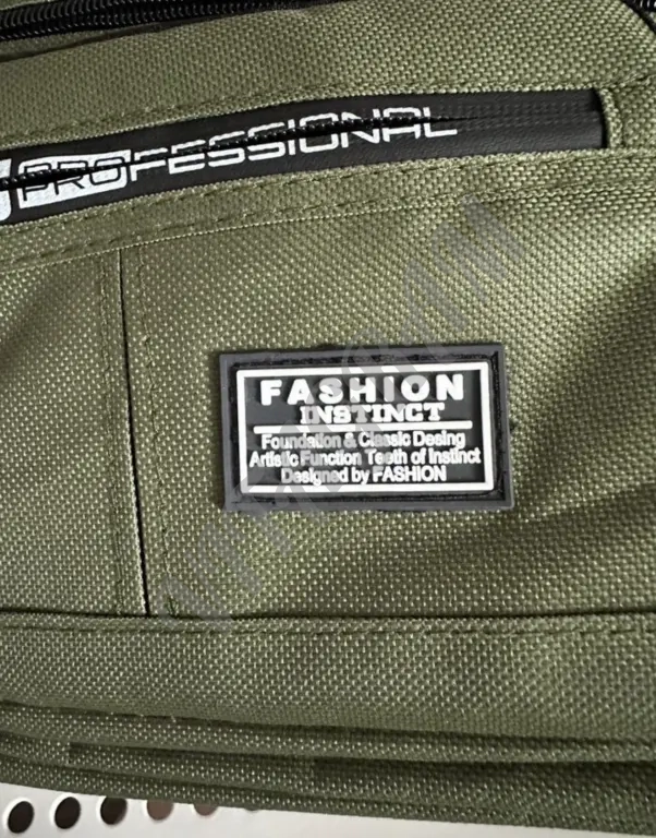 Сумка мужская через плечо зеленая новая