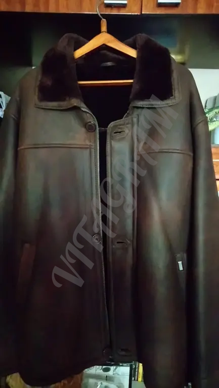 Дублёнка из воловьей кожи (нубук) в отличном состоянии