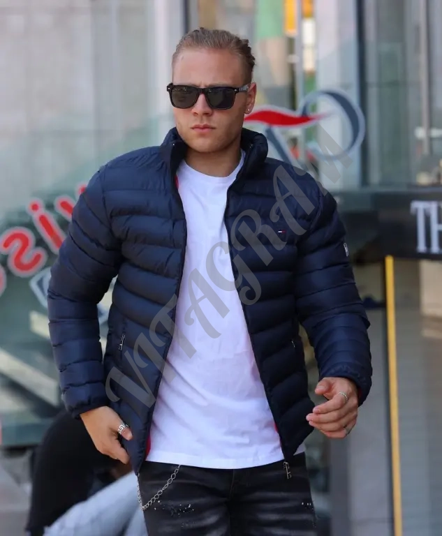 Tommy Hilfiger. Куртки зимние