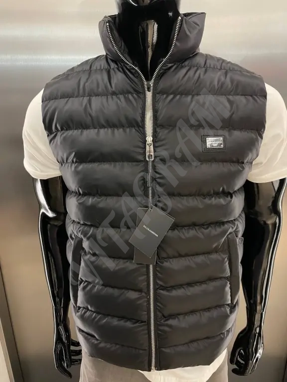 Philip Plein, Dolce & Gabbana, Burberry. Жилеты