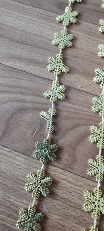 Подвески-снежинки