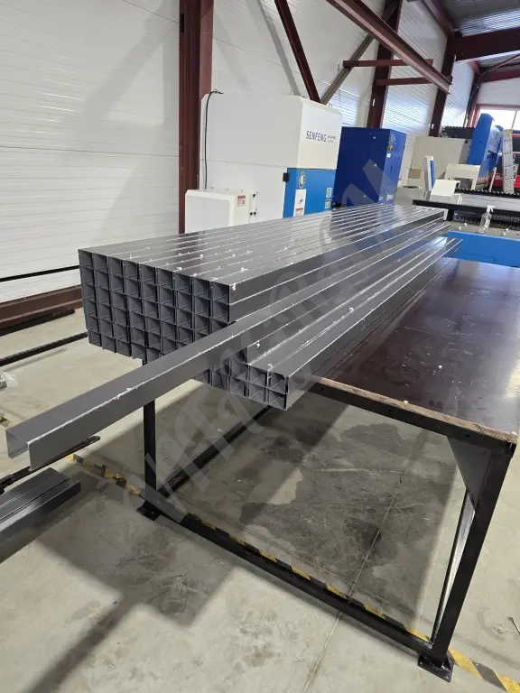 Лазерная резка и гибка металла.