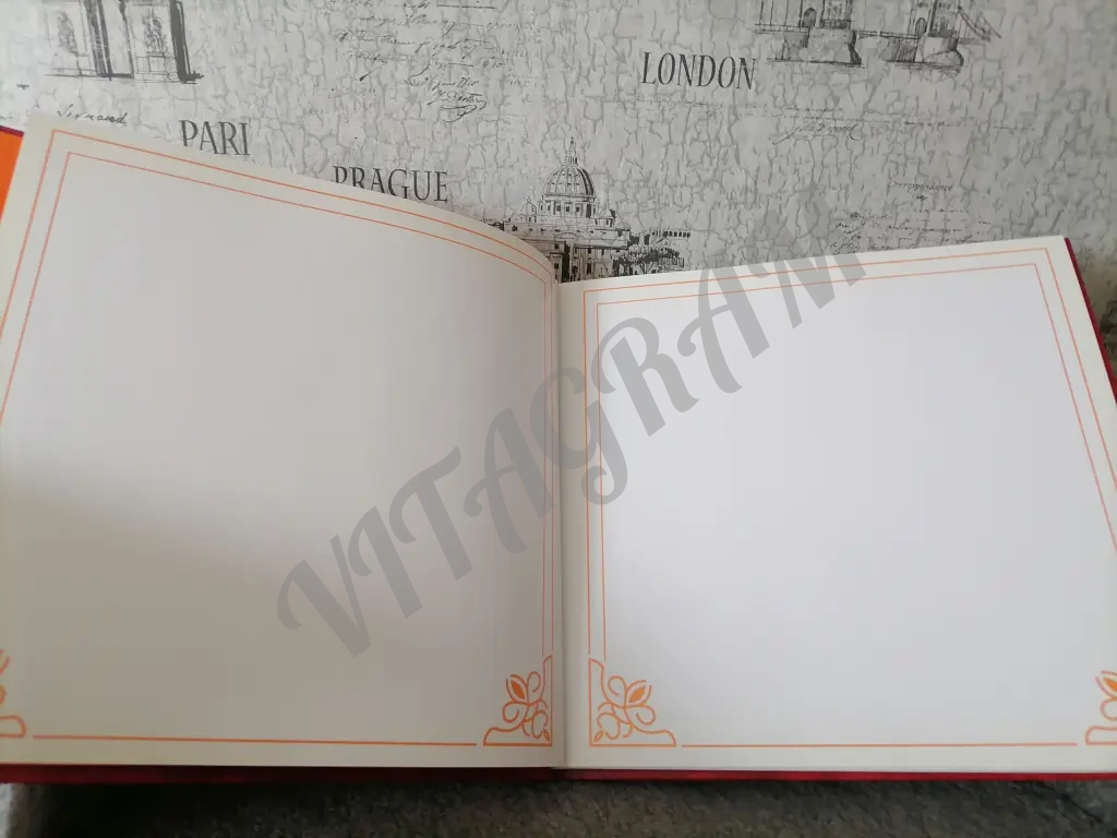 Большой альбом для фото, открыток