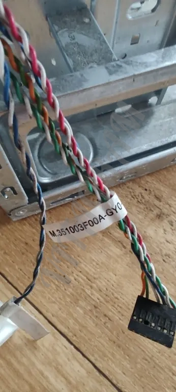 Красивый корпус Acer Aspire M5630