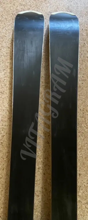 Горные лыжи Salomon