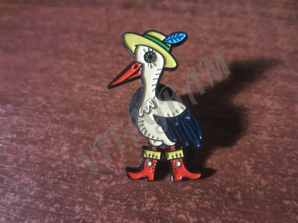 Комплект значков. 5 штук молочные продукты "Сарафаново".