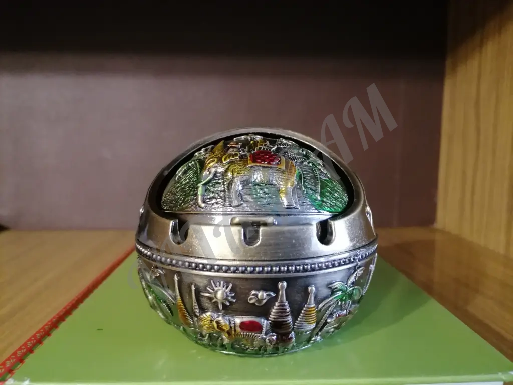 Пепельница Слоны, металл, бездымная.