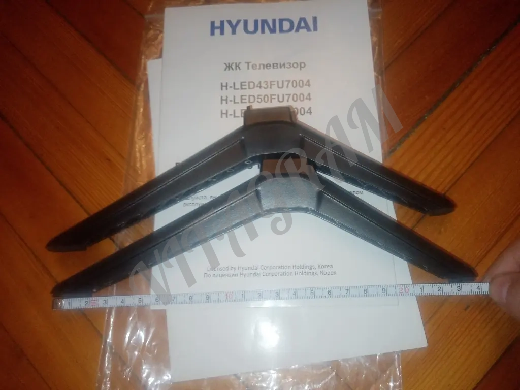 Ножки для телевизора Hyundai h-led43fu7004