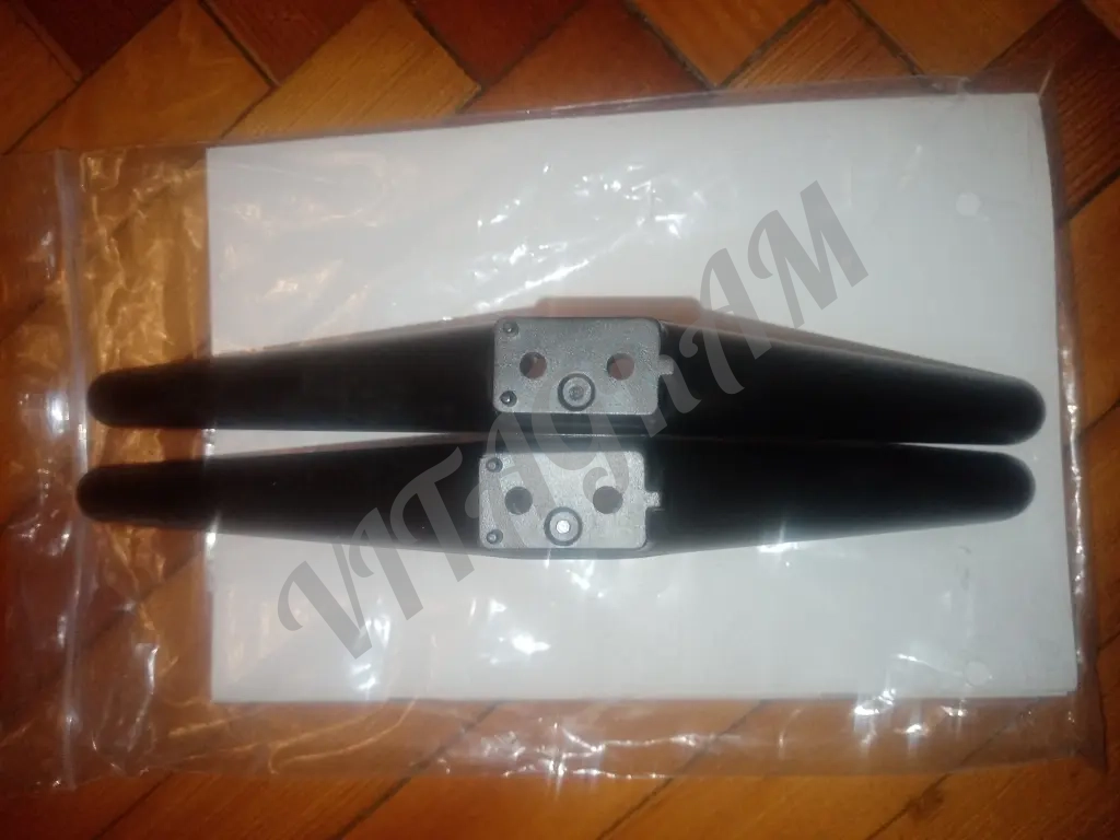 Ножки для телевизора Hyundai h-led43fu7004
